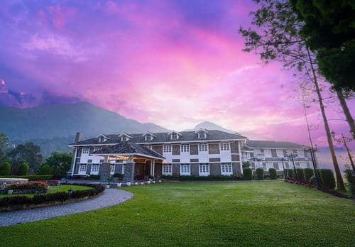 Crafting a High-Performance Digital Experience for a Luxury Hospitality Brand